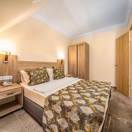 Arsi Paradise ألانيا