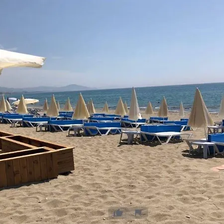 מלון Arsi Paradise אלאניה