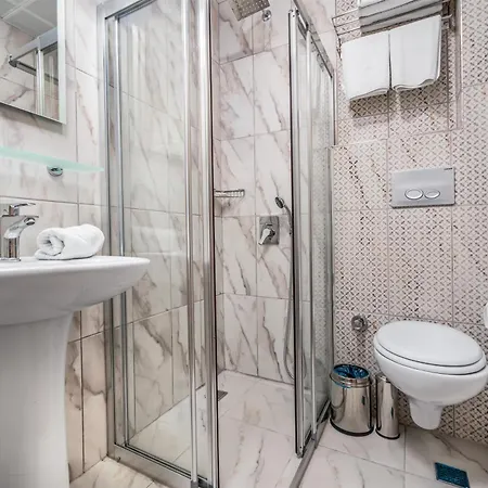 Arsi Paradise 4* אלאניה