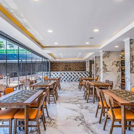 Arsi Paradise מלון 4*